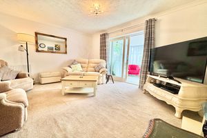 Lounge- click for photo gallery